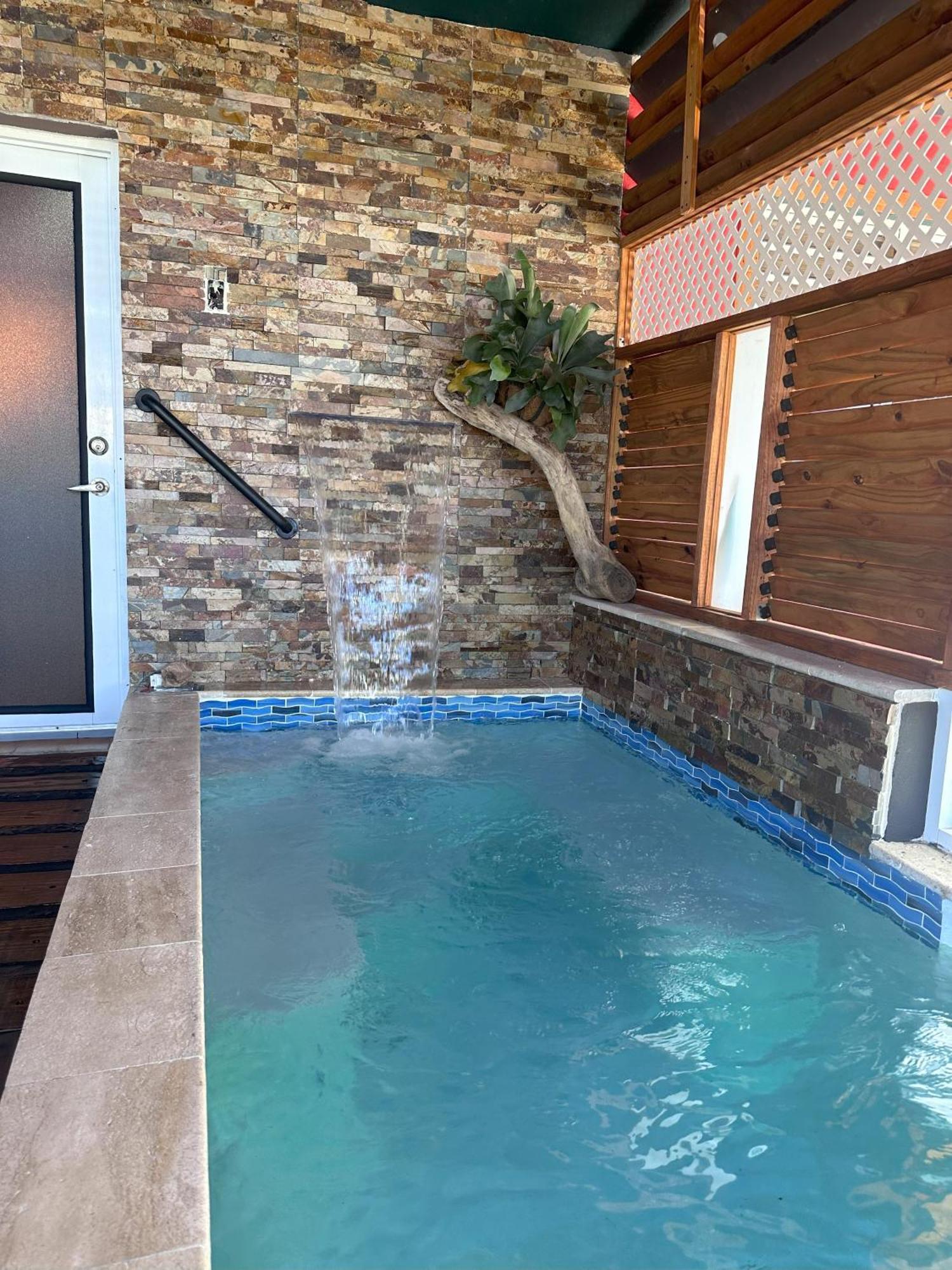Moon'S Place Toa Baja Екстер'єр фото